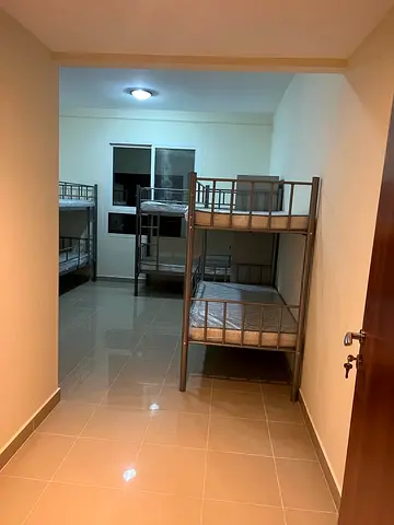 Executive beds pace for nepali , indian , philippino