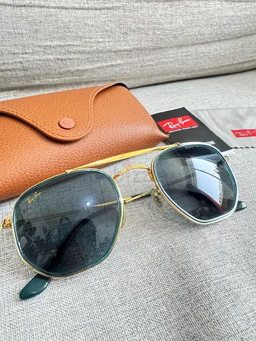 Ray-Ban Sunglasses with Brown Leather Case - Classic Gold Frame