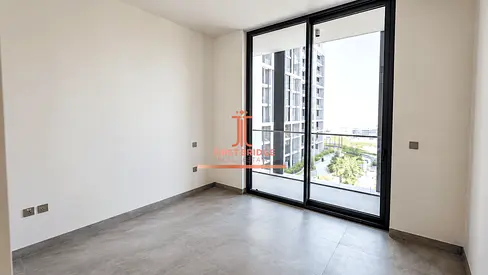 PRIME LOCATION | SEMIFURNISHED | POOL VIEW