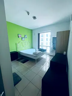 No commission- Master Room Suite with attached bathroom next to DMCC metro in Marina Ladies only