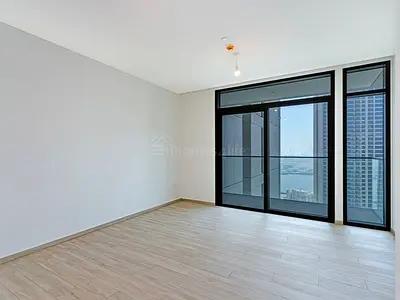 High-Floor 1BR | Premium Living | Palace Residences