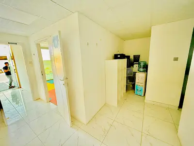 Lavish big one Shop school area, no commission Sharjah Lavish big one Shop school area, no commission Sharjah
