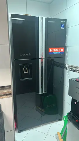 Hitachi 4-door Side-by-Side Refrigerator - Black, Excellent Condition 85cm