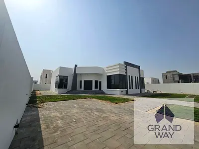Elegant 5BR Villa | Huge Layout | Family Home
