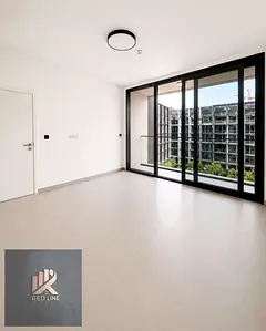 DISTRESS DEAL | 1BR MODERN FINSHING | HIGH ROI | POOL VIEW
