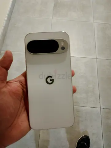 Google Pixel 10 pro xl 256 GB (white) - good condition