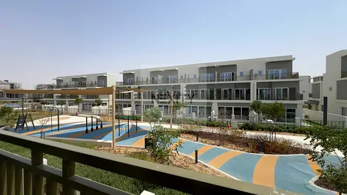 RARE SINGLE ROW | PARK-FACING | BRAND NEW | ELEGANT 4-BEDROOM