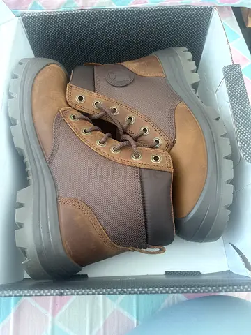 Safety shoes