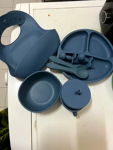 Silicone Baby Feeding Set with Plate, Bowl, Spoon & Sippy Cup - Blue