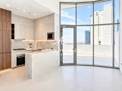 Vacant |Brand New Penthouse |Maid |Private Terrace