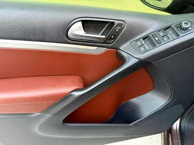 2015 Volkswagen TIGUAN — миниатюра 12
