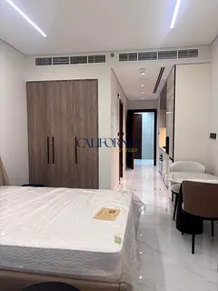 Fully Furnished | Mid Floor | Vacant