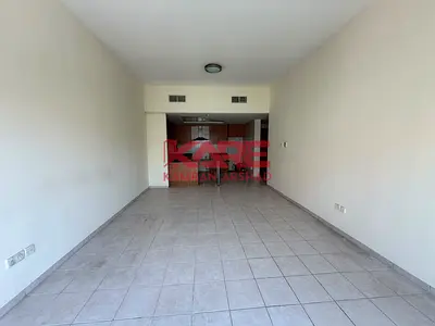 LARGE 2 Bedroom Close to DG Metro