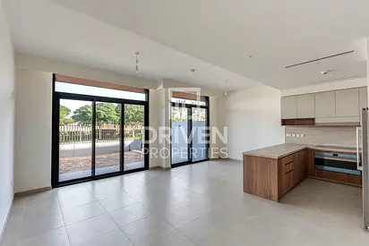 Vacant | Amazing Pool View | Reasonable Option