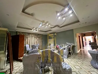 🏡 فيلا واسعة للبيع في المويهات 2 – عجمان | أرض 5,000 قدم² | 6 غرف ماستر | طابقين وروف