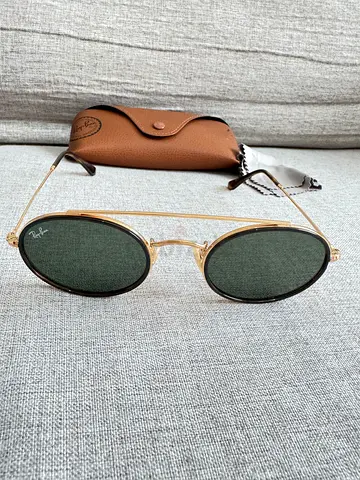 Rayban Round Gold Frame Sunglasses with Green Lenses and Case