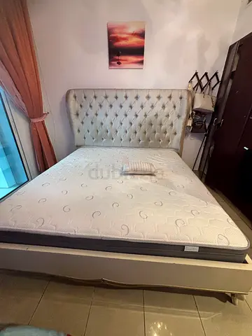 Tufted Upholstered Bed Frame with Dressing Table and 2 Nightstands