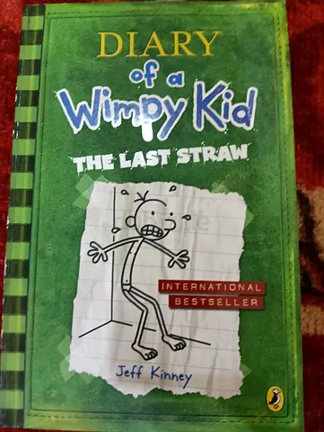 Diary of a Wimpy Kid: The Last Straw by Jeff Kinney - Paperback