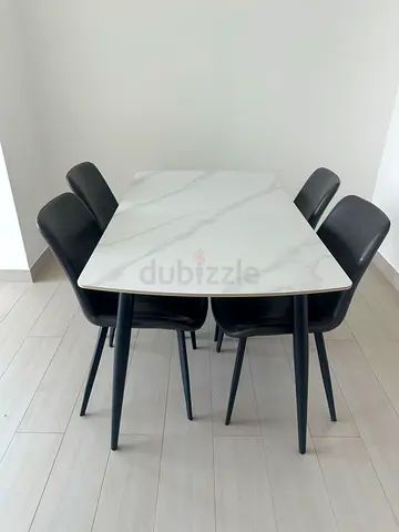 Modern 4-Seater Marble-Top Dining Table with Black Chairs