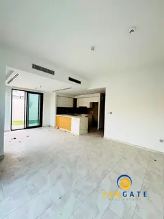 Walkable distance to the community Park & Pool