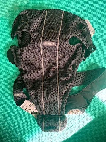 Baby carrier bjorn mini