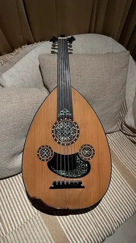 Turkish Professional Rosewood Oud عود تركي احترافي من خشب السيسم