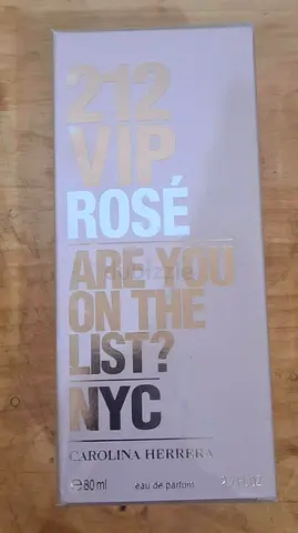 Carolina Herrera 212 VIP Rose Eau de Parfum 80ml