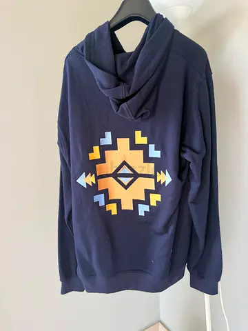 Navy hoodie with geometric print - good condition, unisex