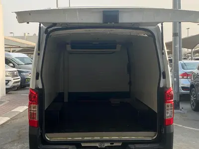 2022 Nissan URVAN 缩略图 10