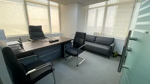 Spacious | High floor | Fully furnished