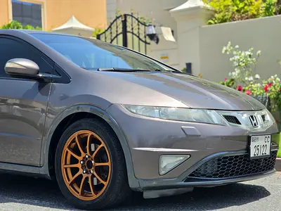 صورة 10 لـ 2010 Honda CIVIC