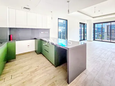 Corner | Burj+Park View | With Kitchen Appliances