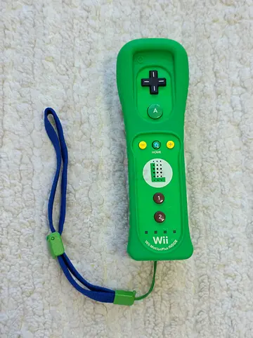 Mario Luigi wii wiiu Remote controller plus Nintendo