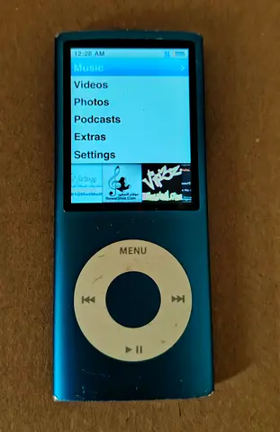 Apple iPod Nano (blue) - used, working