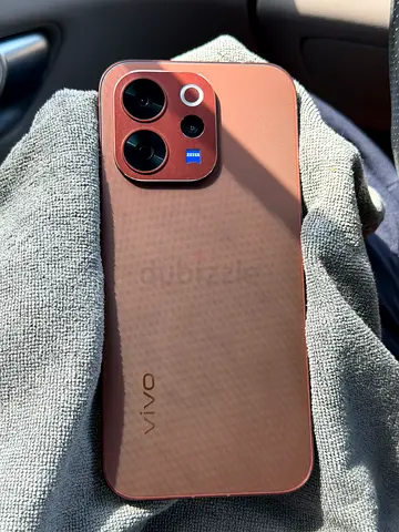 Vivo v70 12+12 512