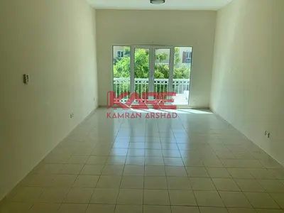 1 BR CLOSE TO THE GARDEN METRO