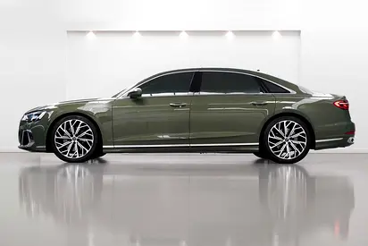 2023 AUDI A8 — фото 2