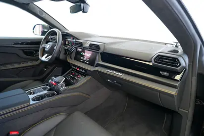 صورة مصغرة 11 لـ 2025 Lamborghini URUS