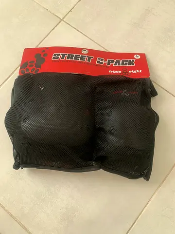 Street 2-Pack Protective Pads (knees & elbows) - Black, New in Mesh Bag