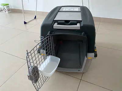 Pet Carrier (IATA certified for air transportation)