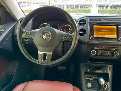 2015 Volkswagen TIGUAN — миниатюра 10