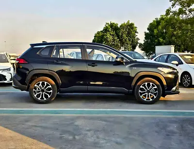 2025 Toyota FRONTLANDER 照片 2