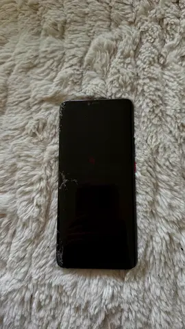 Huawei phone broken screen