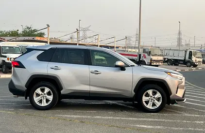 صورة 8 لـ 2021 Toyota RAV 4