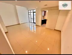 1bedroom close kitchen, balcony poll view