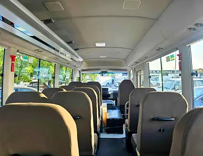 2025 Toyota COASTER 照片 18