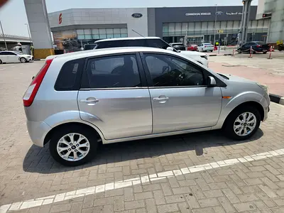 2016 FORD FIGO 照片 6
