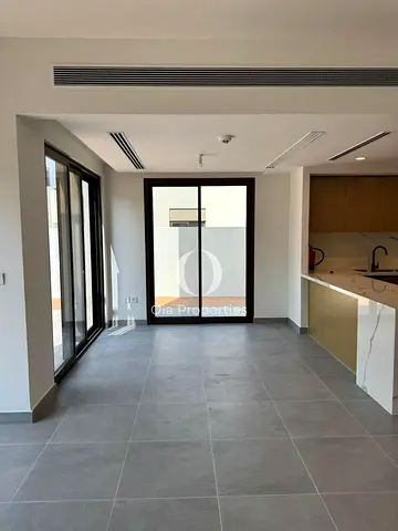 Premium 4BR Villa | Ready to Move | Great Location