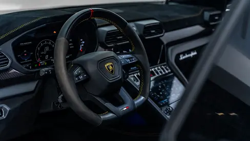 2023 Lamborghini URUS 照片 9