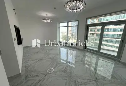 Fully Upgraded| Spacious Layout| Downtown Living